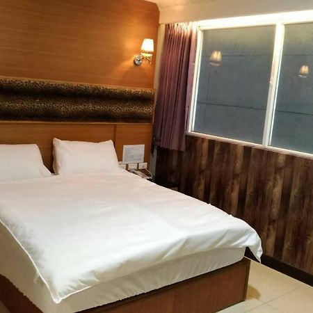 Schoen Hotel Kaohsiung Extérieur photo
