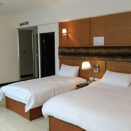 Schoen Hotel Kaohsiung Extérieur photo
