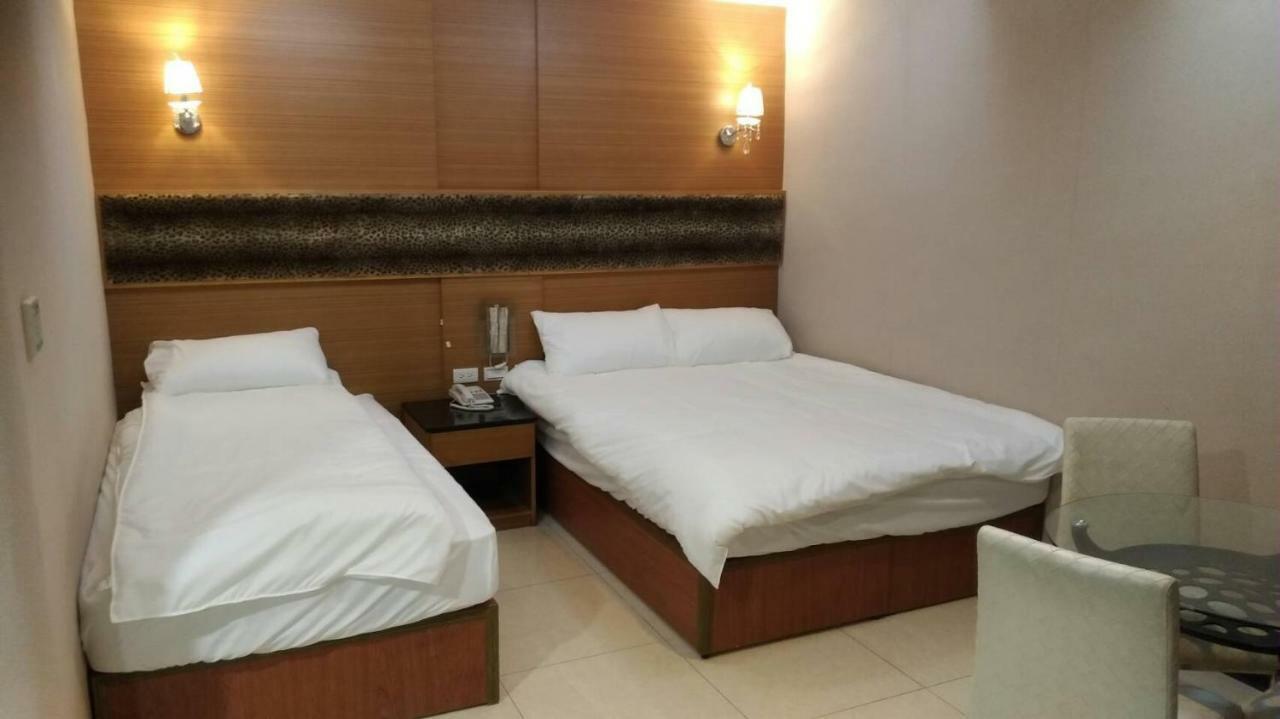 Schoen Hotel Kaohsiung Extérieur photo